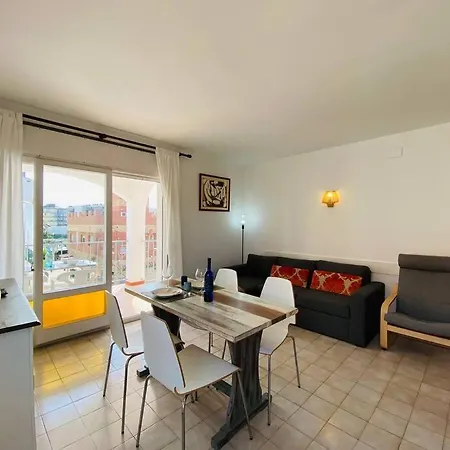 Aquarium Apartamento Rosas